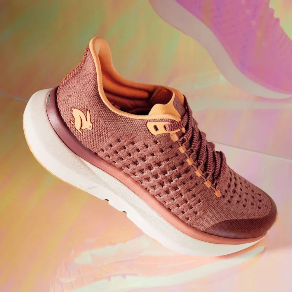 NEW RABBIT WOMEN'S DREAM CHASER Withered Rose NIB size 7.5